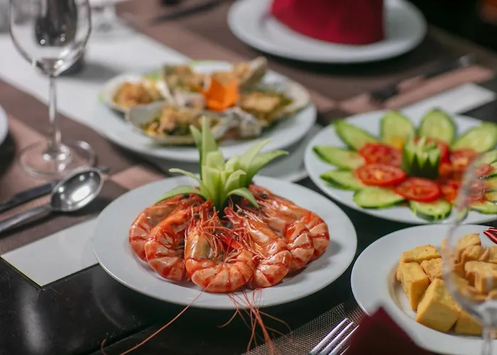 Ruby Premium Cruise  Hạ Long